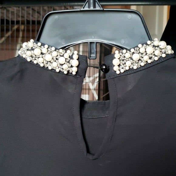 Embezzled collar with pearls black small blouse - Picture 6 of 9